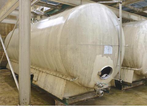 Cuve de stockage horizontale inox 316L - Volume : 200 hls (20 000 litres)