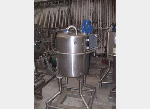 Cuve inox 316L agit&eacute;e de 178 litres agitation atex