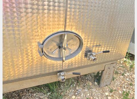 Cuve inox ferm&eacute;e rectangulaire