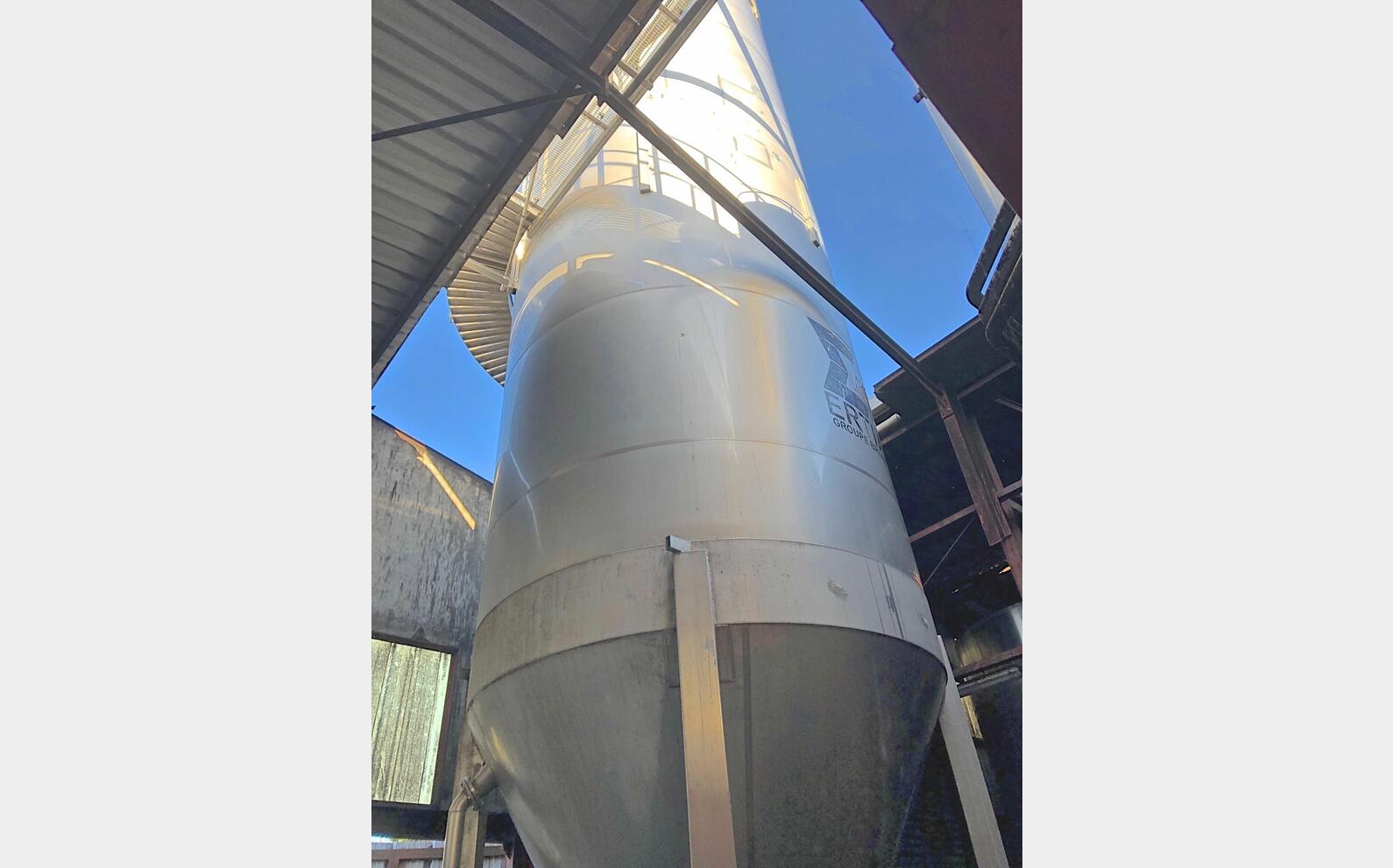 cuve stockage INOX autovidante
