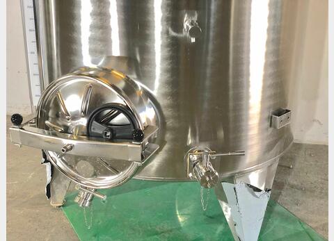 Cuve Inox chapeau flottant de 28 hls MATERIEL NEUF Volume : 2800 litres (28 hls)