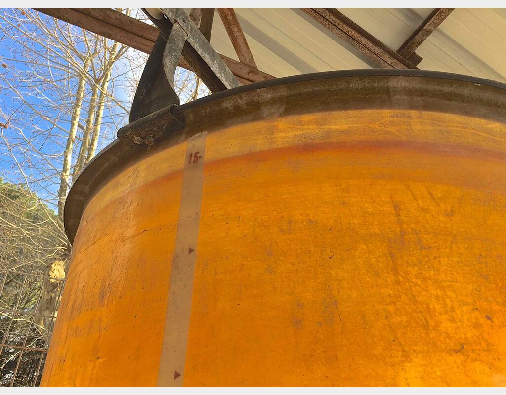 Cuve fibre cylindrique verticale - de 15 hls (1 500 l)