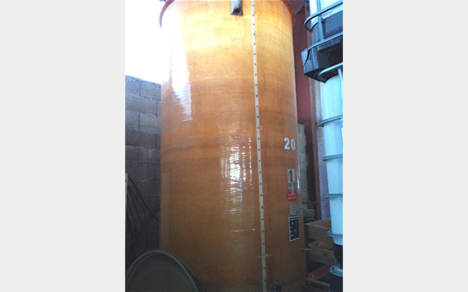 cuve polyester &agrave; chapeau flottant de 30 hls
