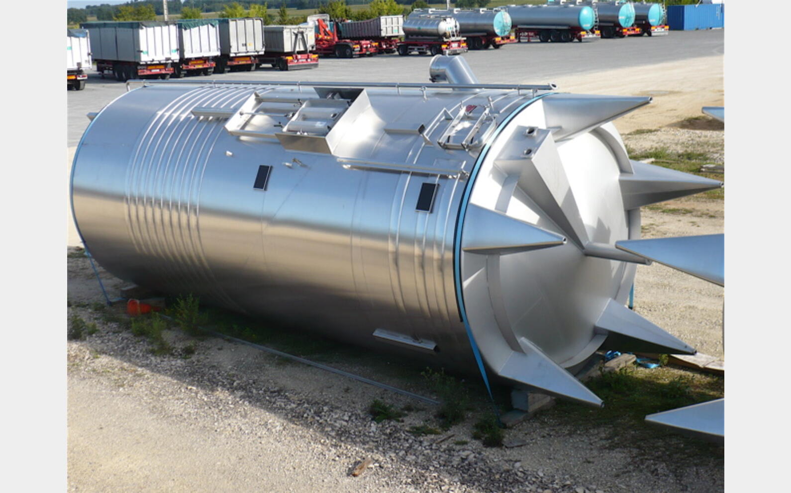 cuve vinification inox 304L/316L plan n&deg; : A11-046 du 03 mars 2010 Marque : CHALVIGNAC.