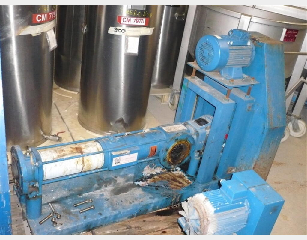 Pompe à rotor excentré (queue de cochon) - Marque : PCM