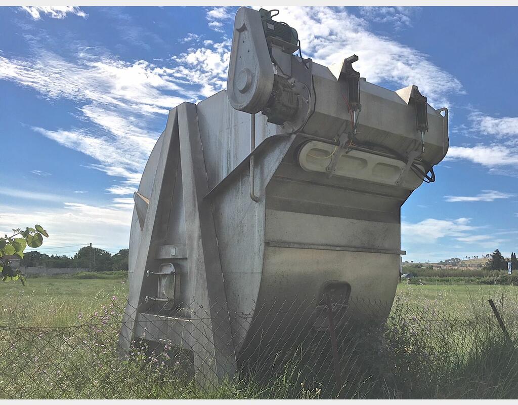 Cuve &agrave; rateau PERA Volume : 200 hectos (20000 litres)