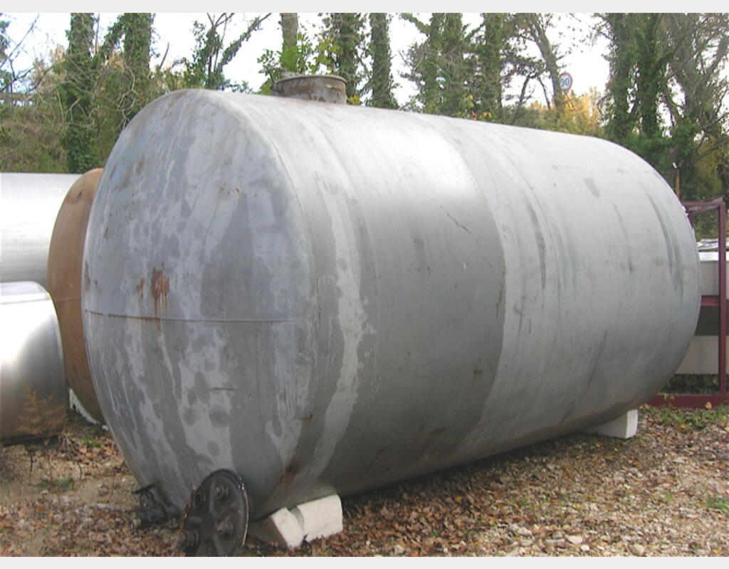 Cuve acier cylindrique horizontale