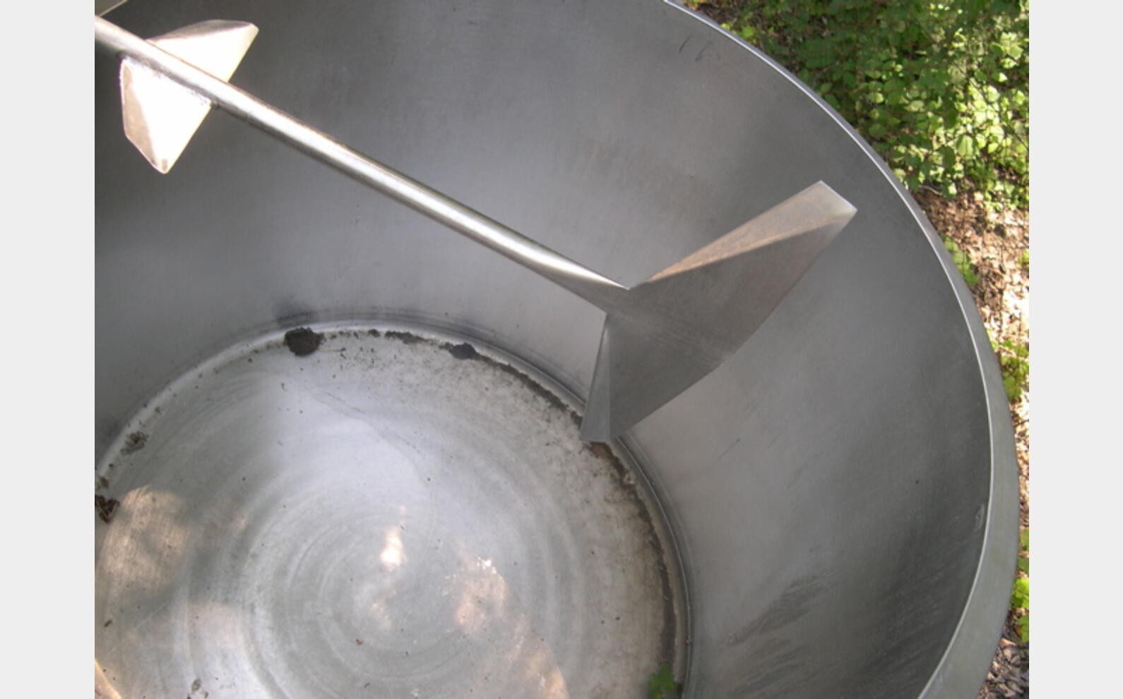 Cuve INOX isol&eacute;e agit&eacute;e Vidange totale Volume : 500 litres
