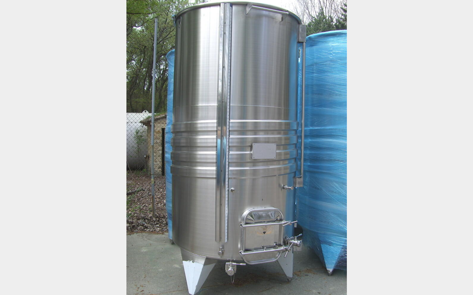 Cuve inox &agrave; chapeau flottant MATERIEL NEUF