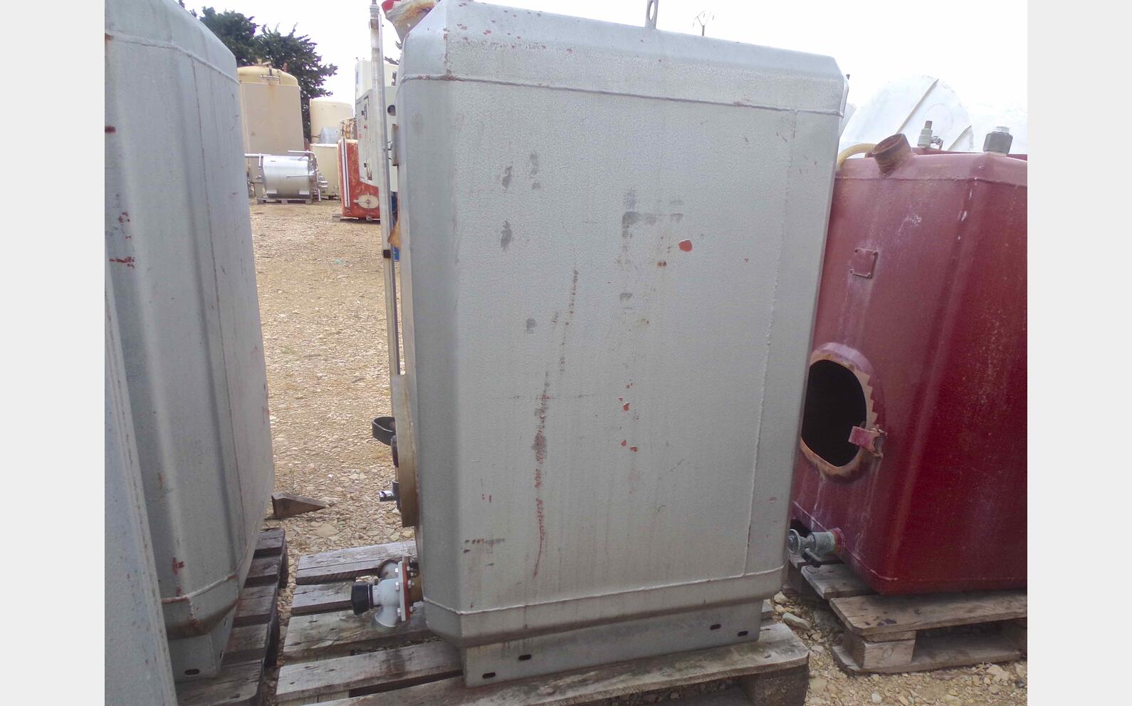 Cuve acier de 10 hls