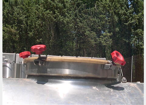 Cuve inox horizontale isol&eacute;e