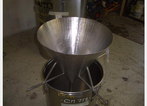 Entonnoir inox  - Ø 55 cm et hauteur 70 cm