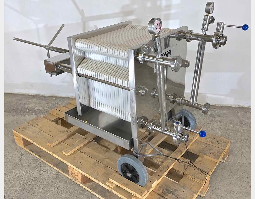 Filtre &agrave; plaques 40 x 40 MATERIEL NEUF