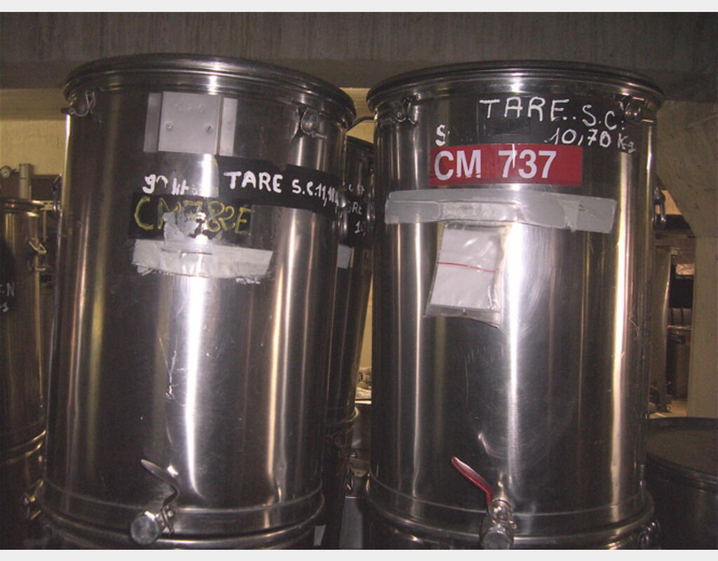 Cuves inox fond plat de marque Décalinox - Volume 90 litres