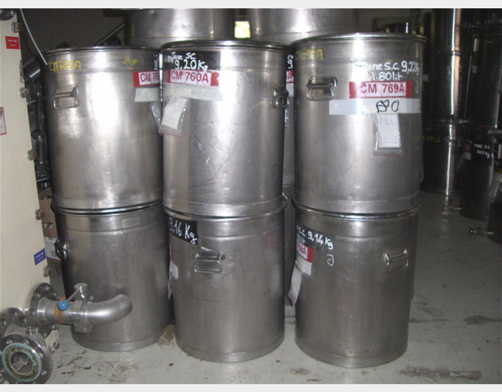 Cuves inox fond plat de marque Décalinox - Volume 80 litres