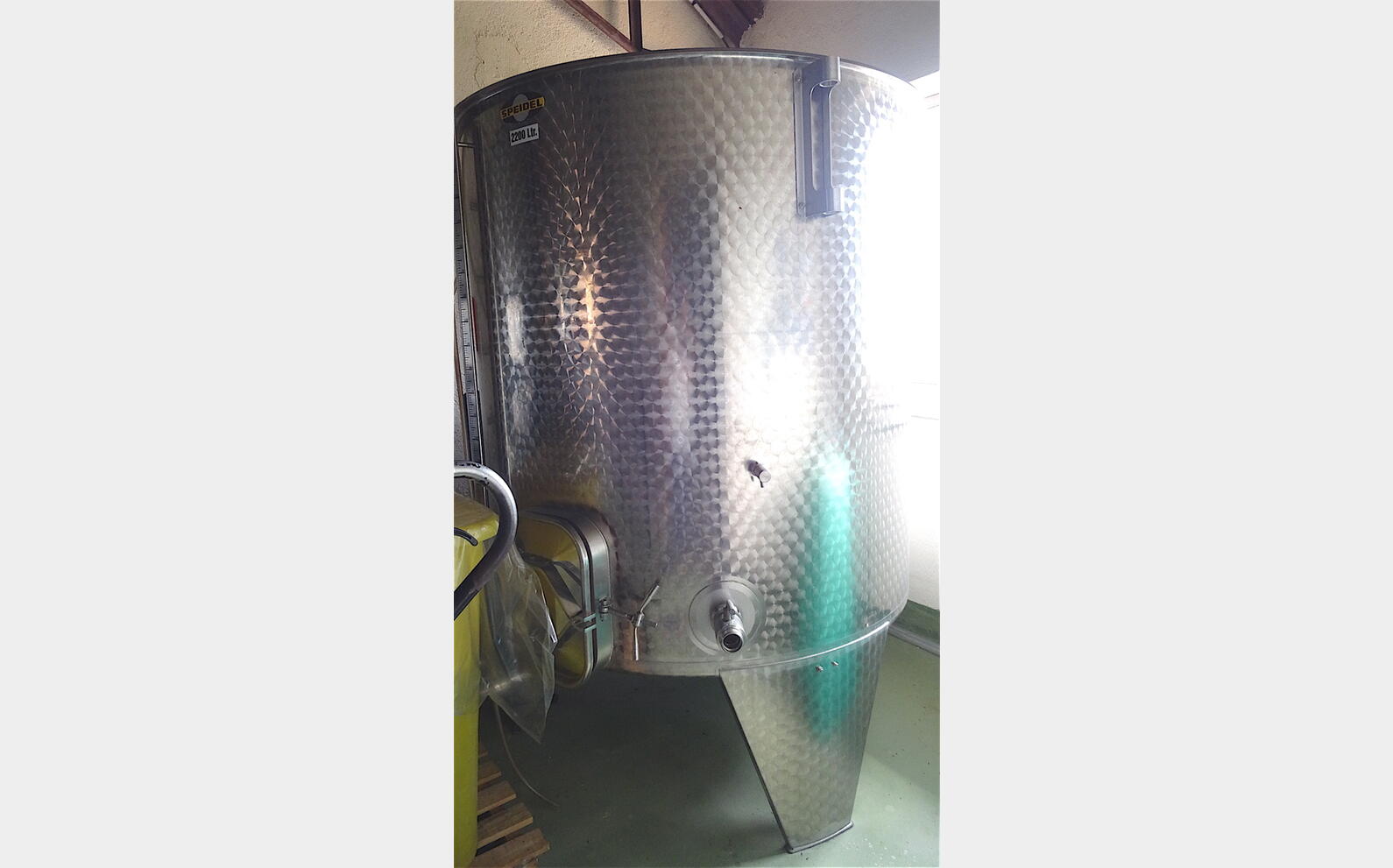 cuve INOX chapeau flottant 2200 litres Marque : SPEIDEL