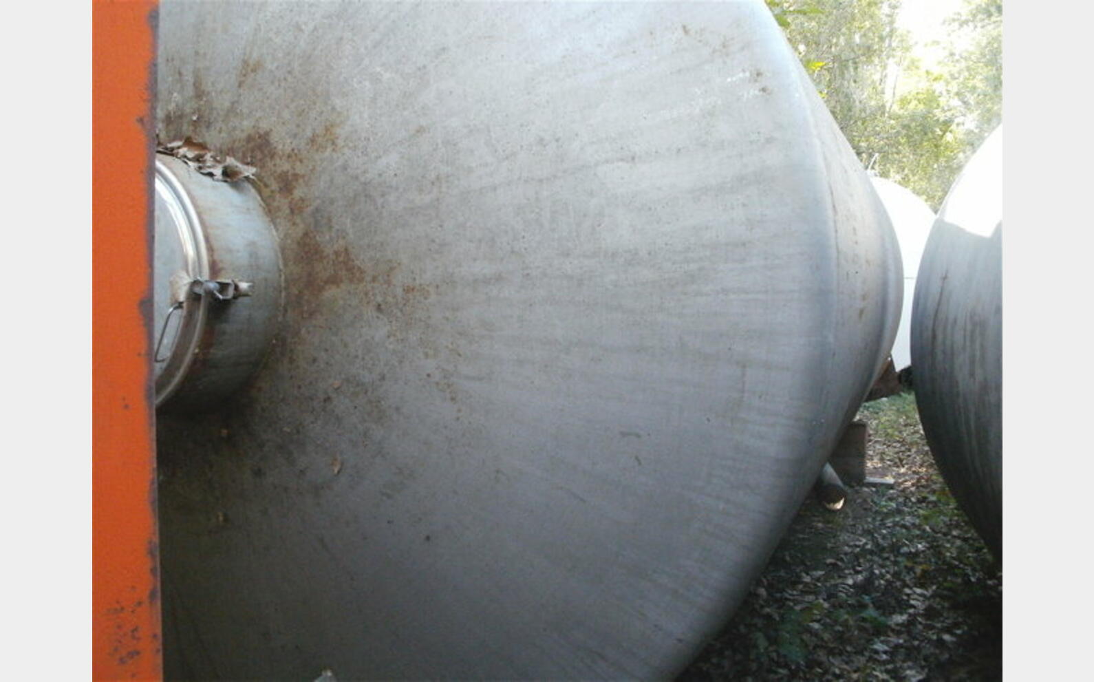 Cuve acier revetu de 157 hls + 75 hls