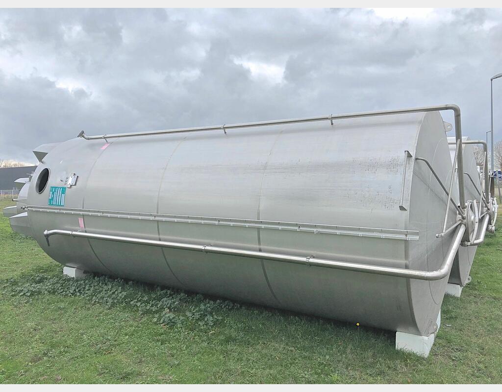 Cuve inox ferm&eacute;e