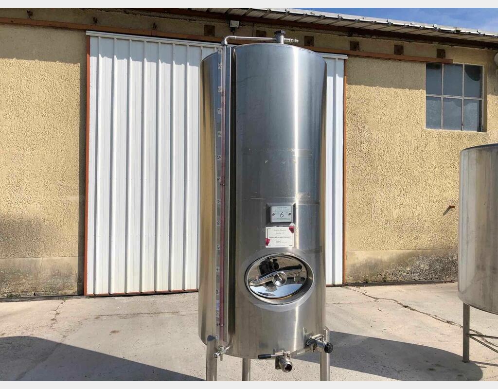 Cuve de stockage inox - Volume : 1400 litres