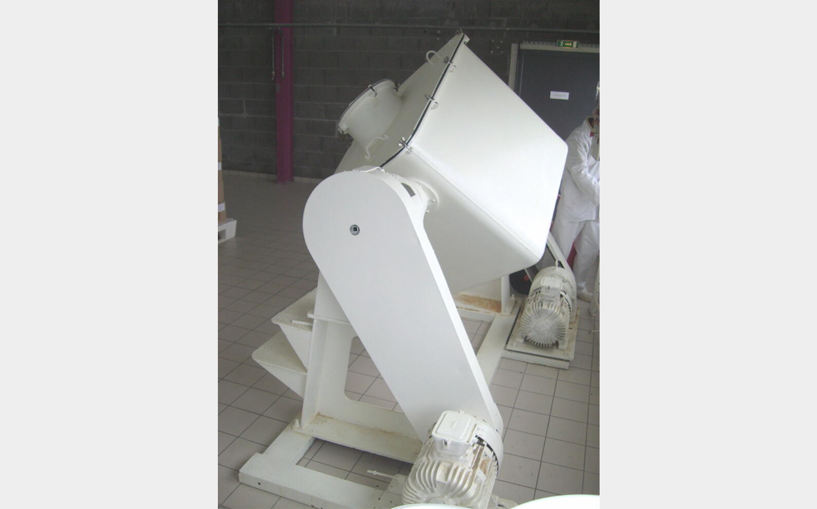 Cuve de m&eacute;lange inox 1000L