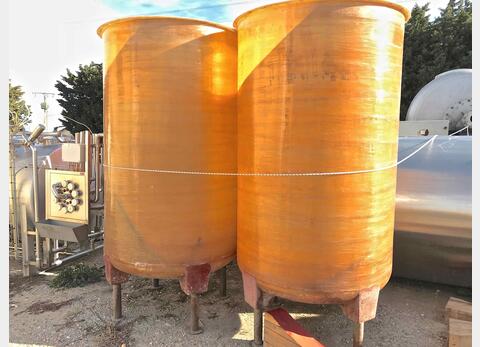 Cuve polyester chapeau flottant PU0118