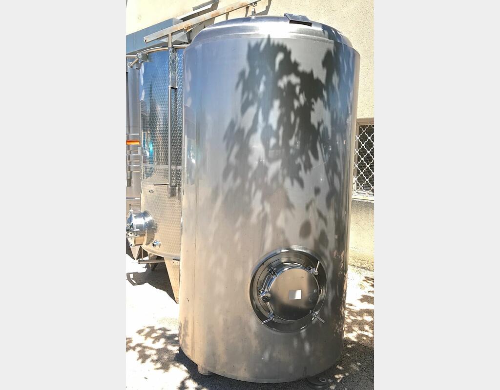 Cuve de stockage en inox 316L - Volume : 3000 litres