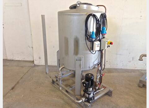 Cuve de stockage INOX avec pompe Volume : 400 litres