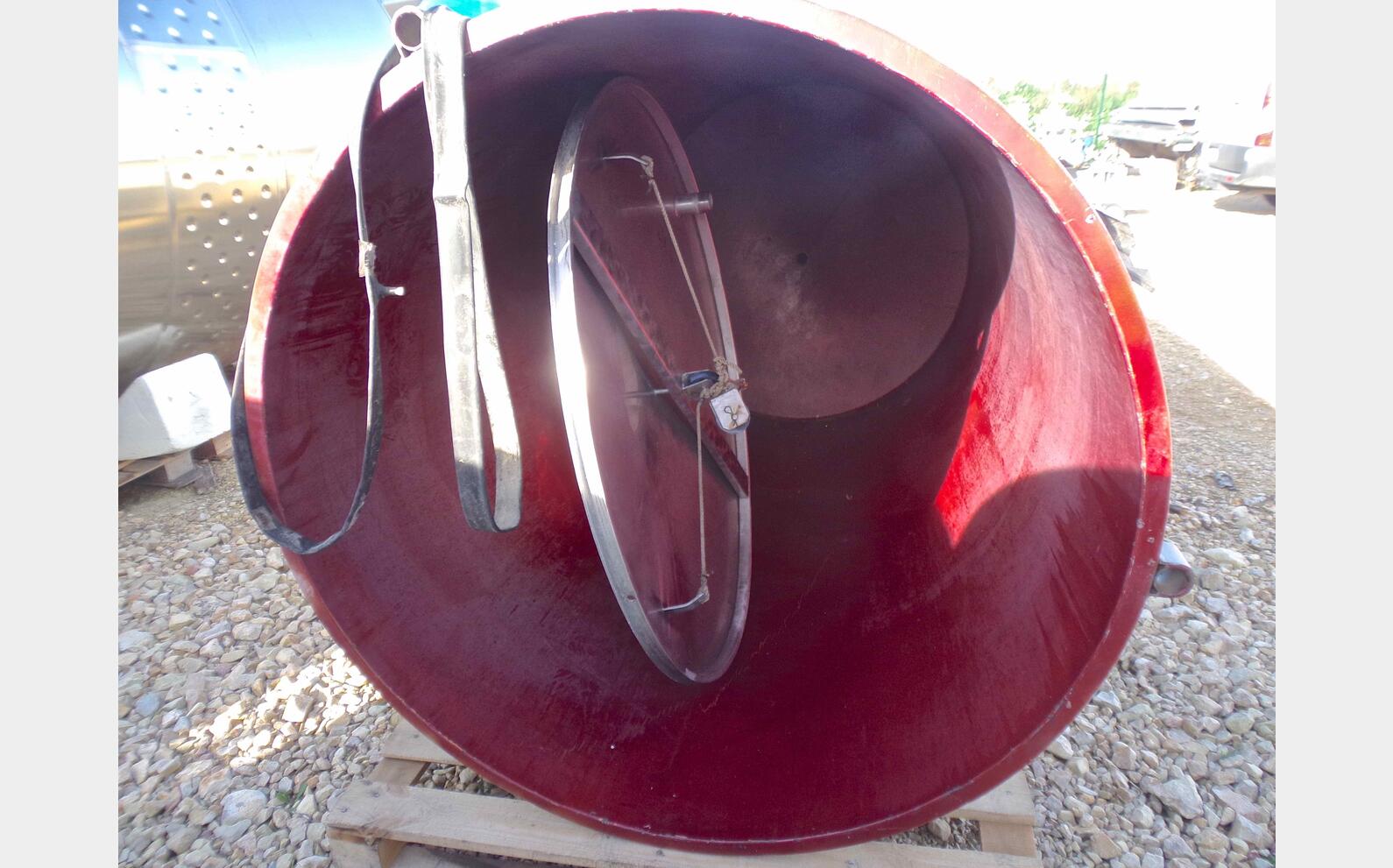Cuve acier rev&ecirc;tu chapeau flottant