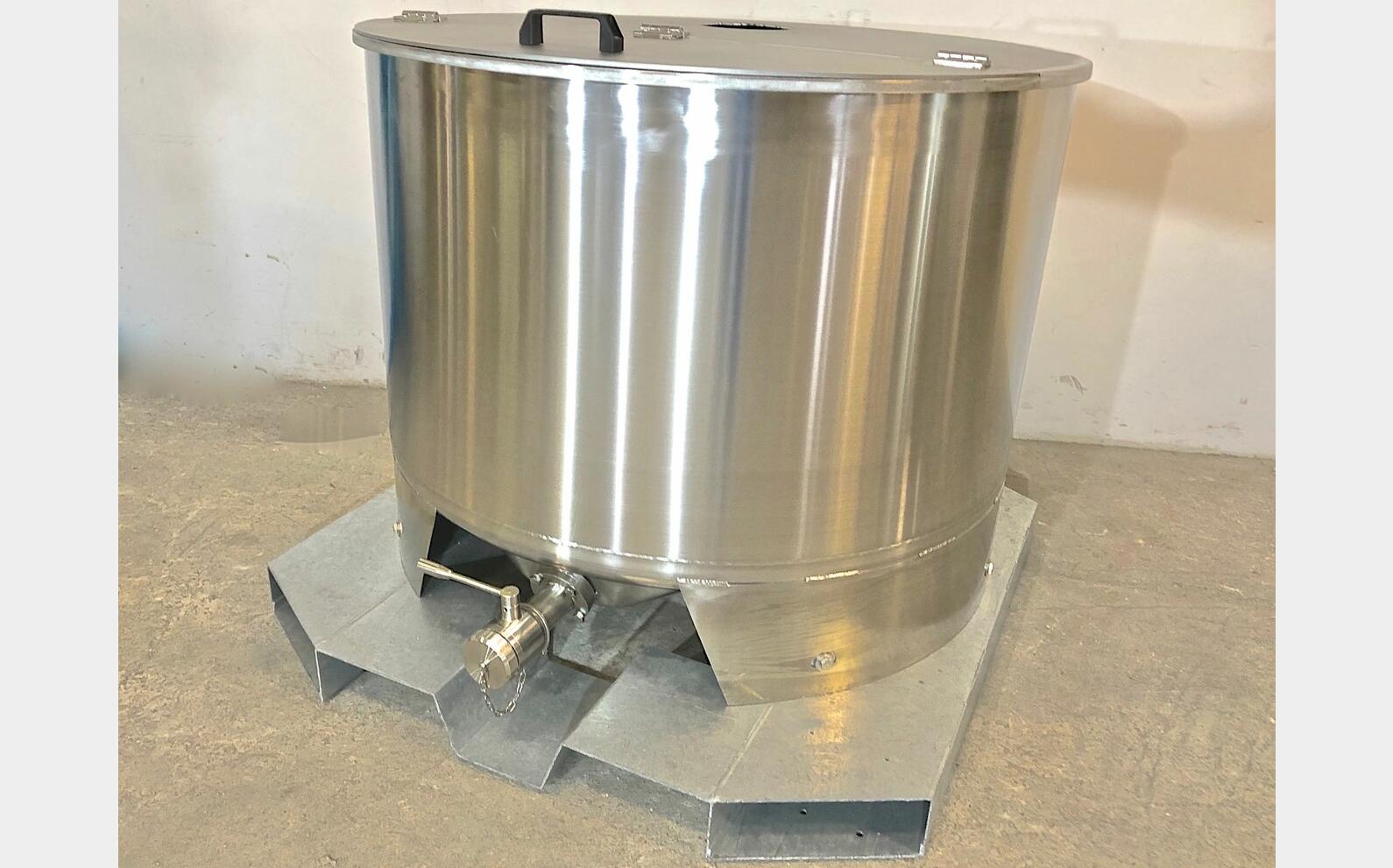 Cuve inox 304 - SBPM750 6.45 HL (645 Litres) ARSILAC