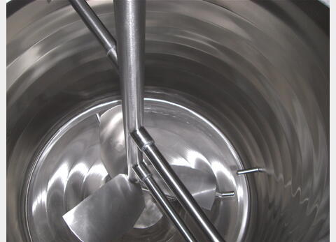 Cuves inox de m&eacute;lange Prominox de 2000 litres Agitation h&eacute;lice et racleur
