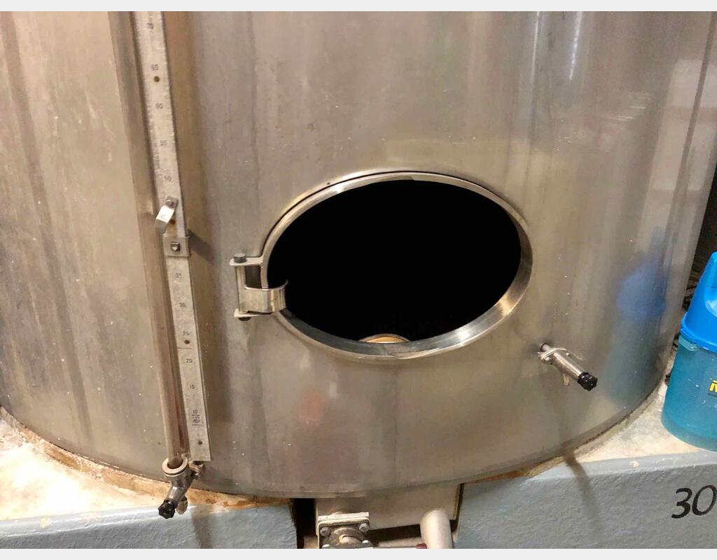 Cuve inox verticale fond plat - fermée capacité 100 HL