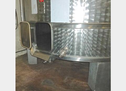 Cuve inox ferm&eacute;e sur pieds