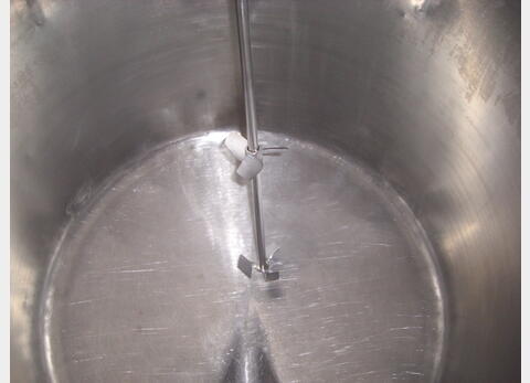1 cuve inox 316L agit&eacute;e de 316 litres