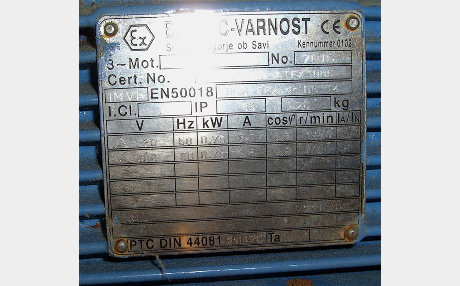 Cuve inox 316L isol&eacute;e, agit&eacute;e, r&eacute;chauff&eacute;e Cuve isol&eacute;e, double enveloppe, agit&eacute;e