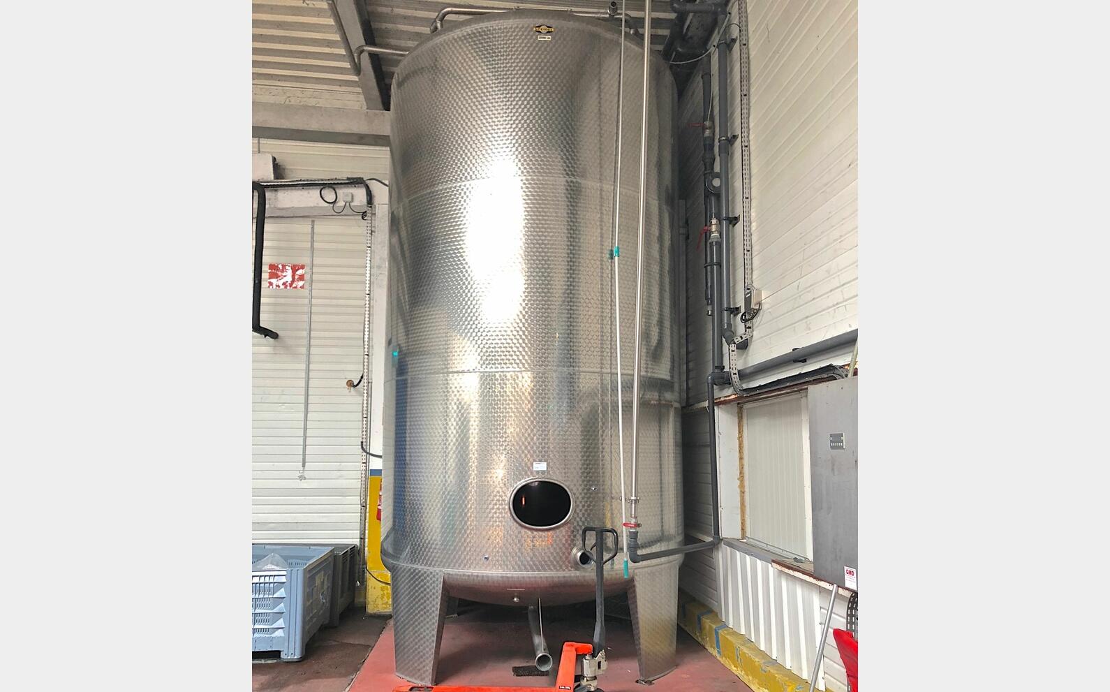 Cuve Inox cylindrique verticale