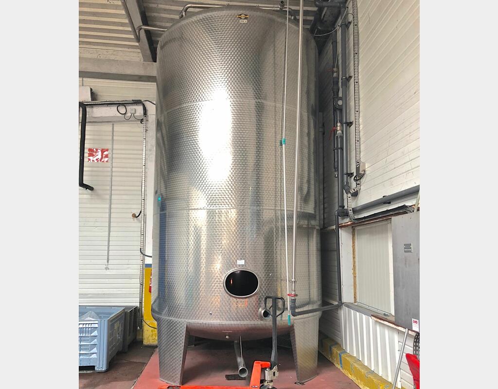 Cuve Inox cylindrique verticale