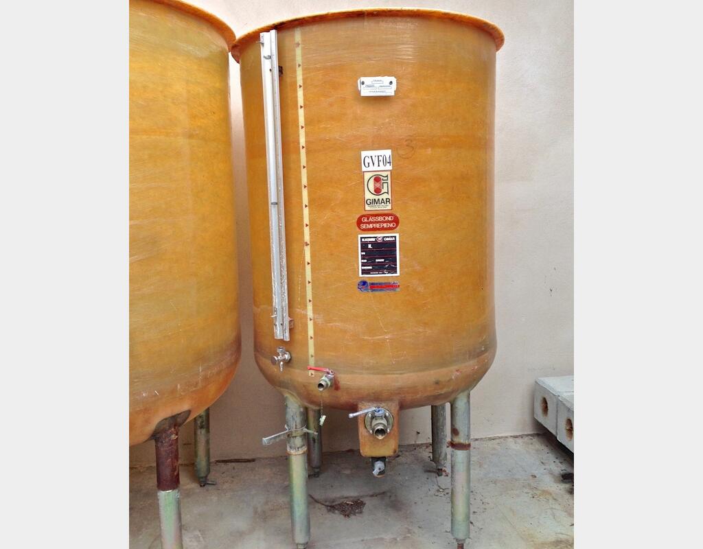 Cuve polyester chapeau flottant - Volume : 20 hls (2000 litres)