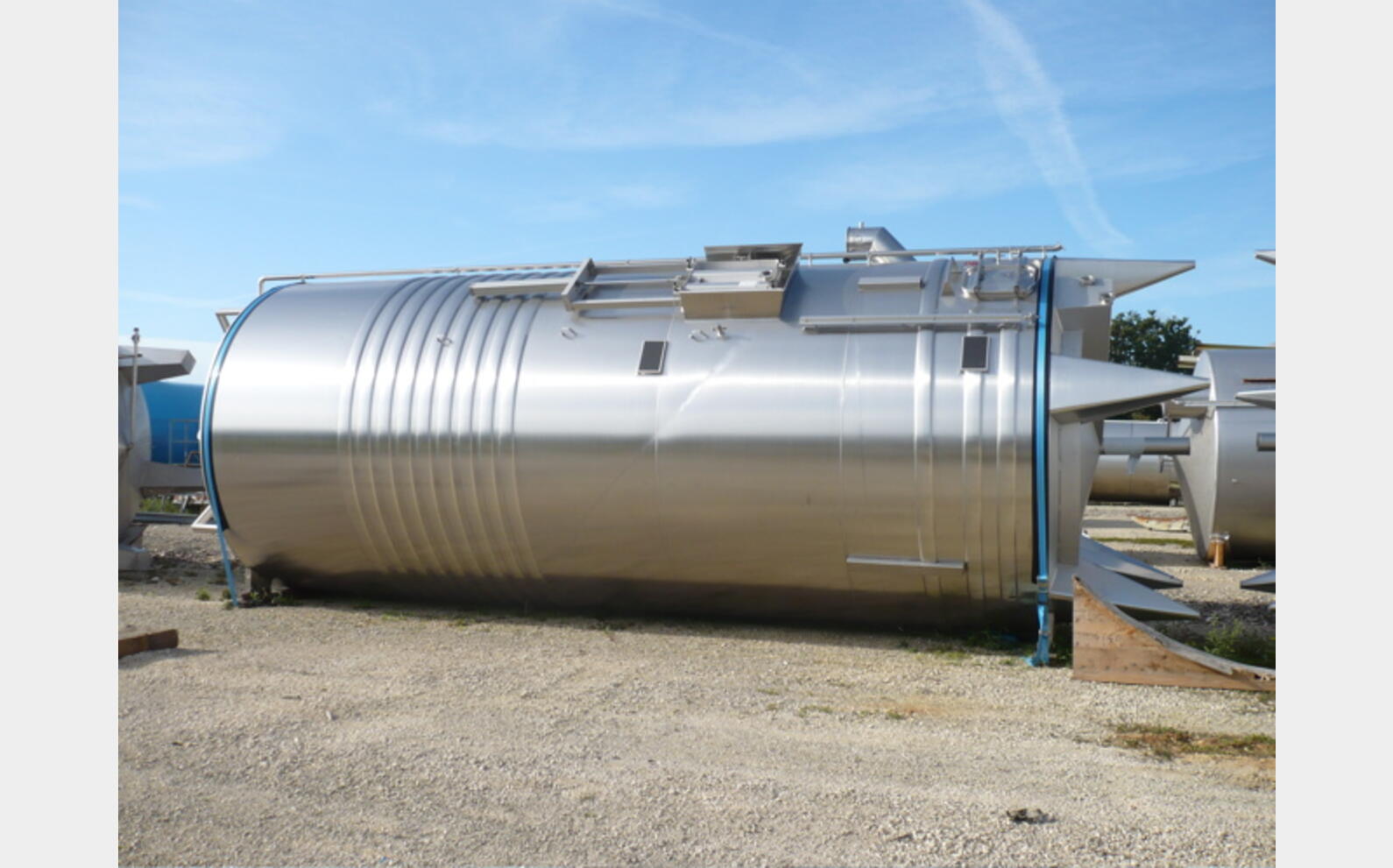 cuve vinification inox 304L/316L plan n&deg; : A11-046 du 03 mars 2010 Marque : CHALVIGNAC.