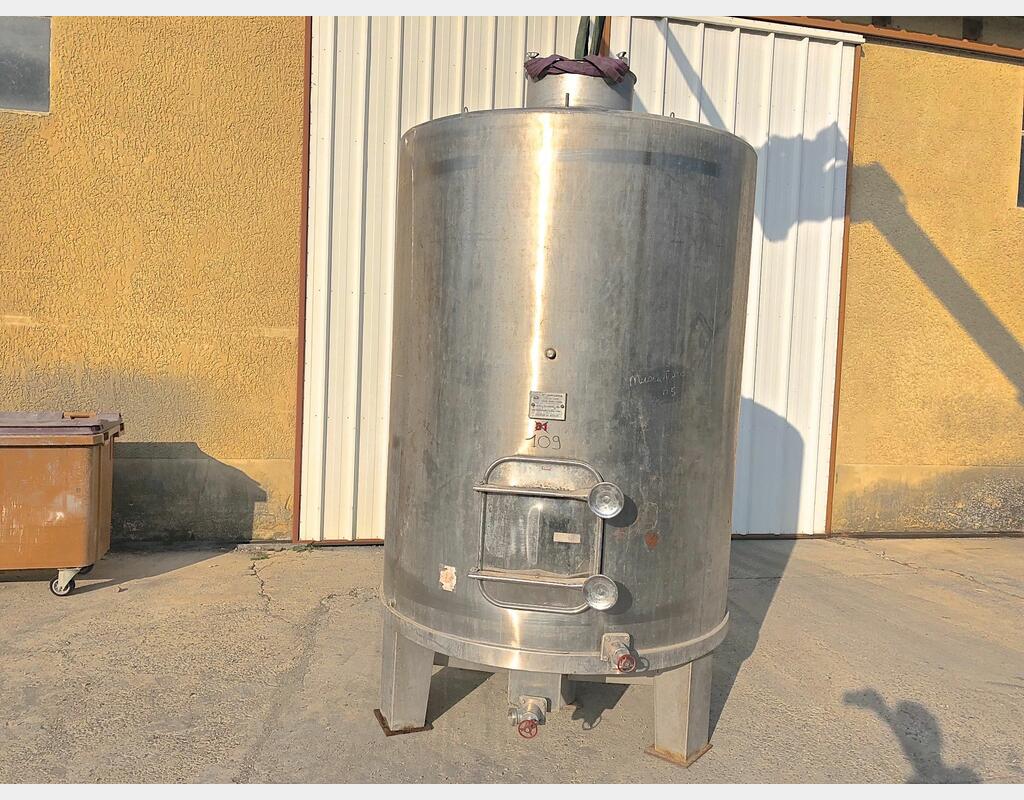 Cuve de stockage, INOX 304 - fermée de 40 HLS (4000 l)