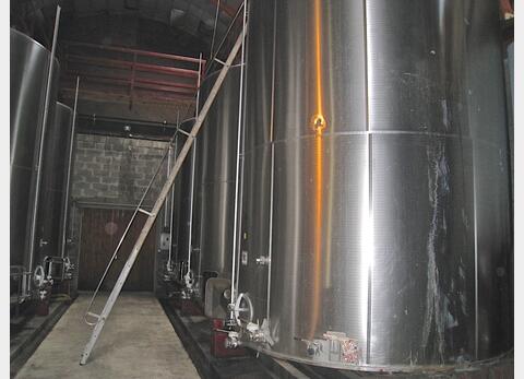 cuve inox cylindrique Volume : 32000 litres (320 hls)