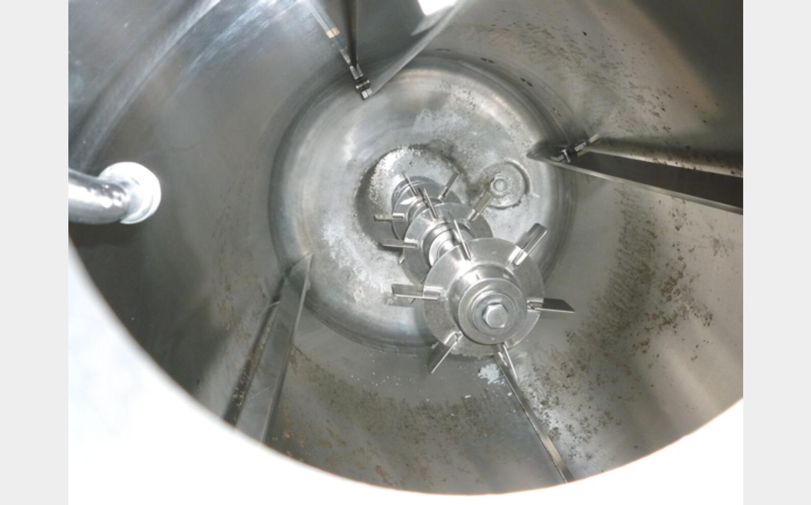 homogeneisateur INOX 1.4541 Marque : B. BRAUN BIOTECH INTERNATIONAL