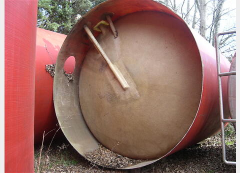 cuve stockage POLYESTER Agroalimentaire Fond bomb&eacute; sur jupe