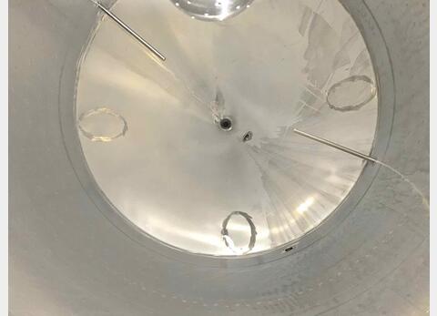 Cuve ferm&eacute;e sur pieds cylindro conique MATERIEL NEUF