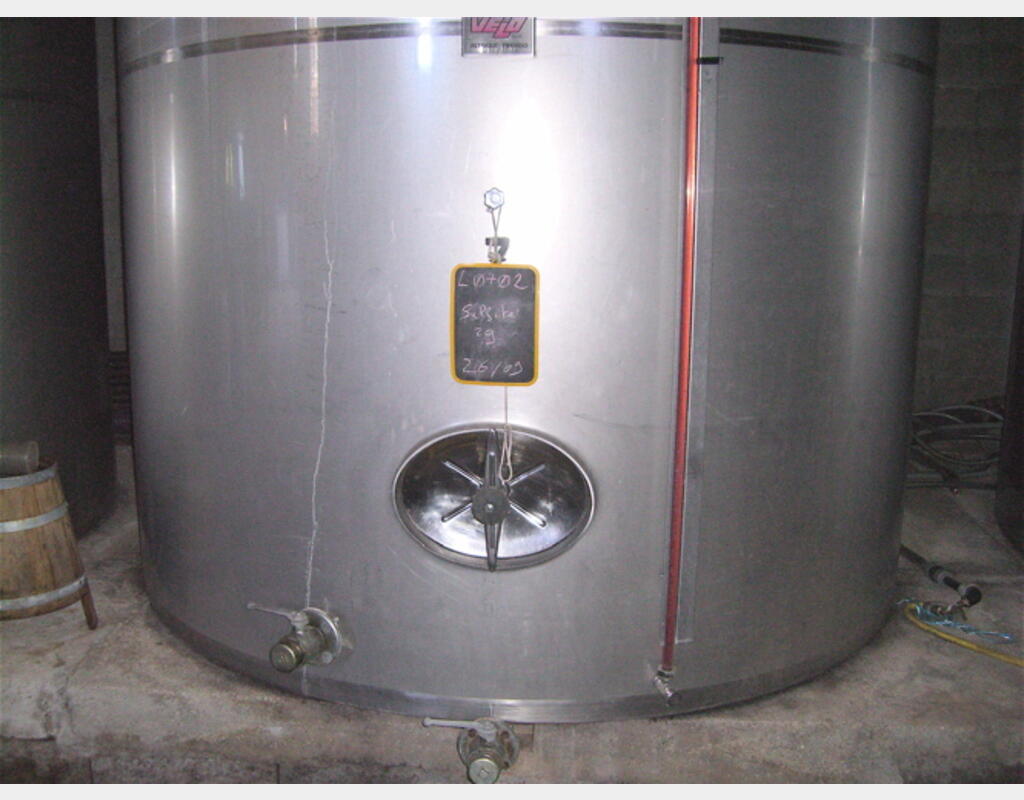 Cuve de stockage INOX , 150 hls - Verticale fond plat , de marque VELO