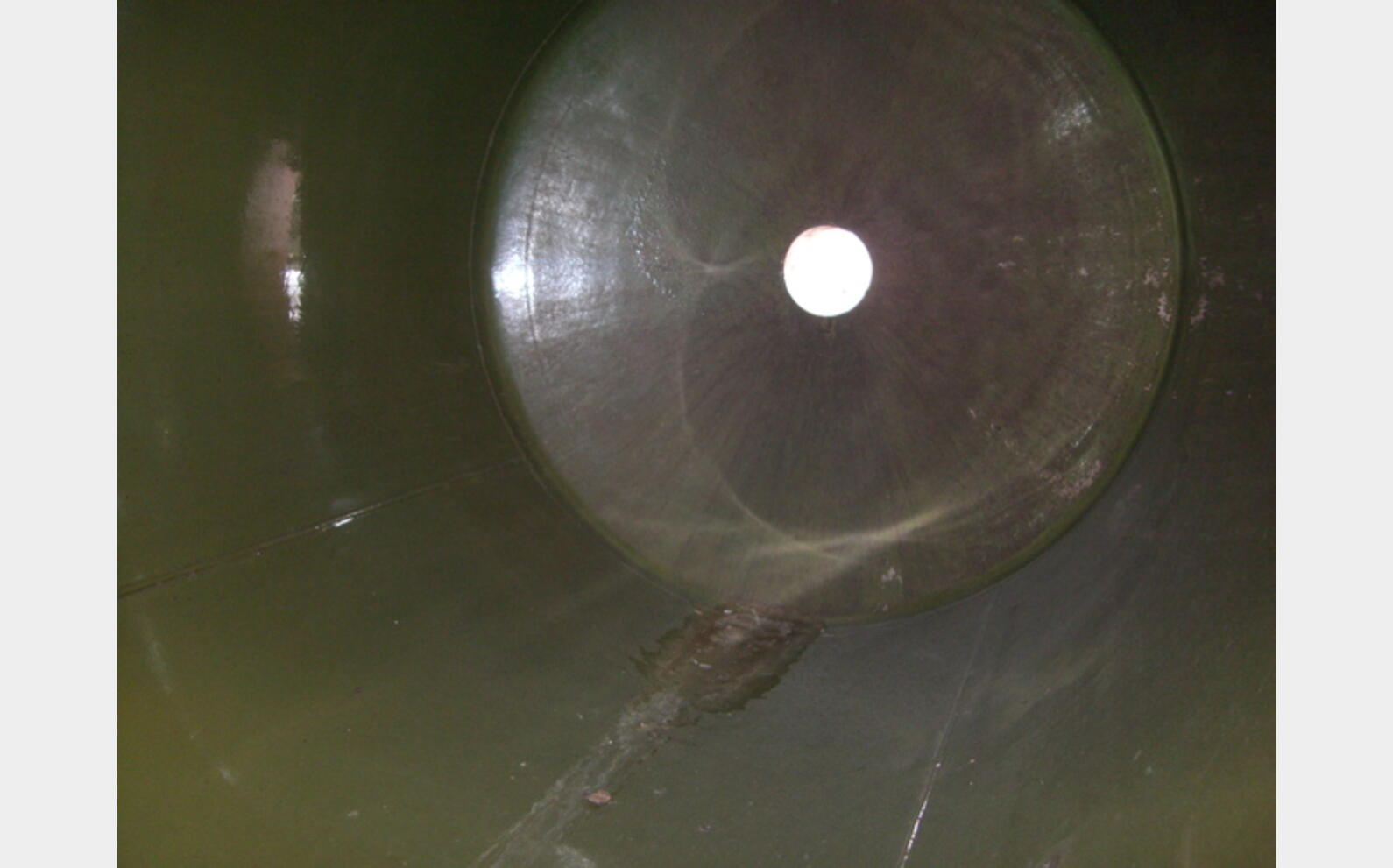 Cuve acier &eacute;maill&eacute; de 110 hls