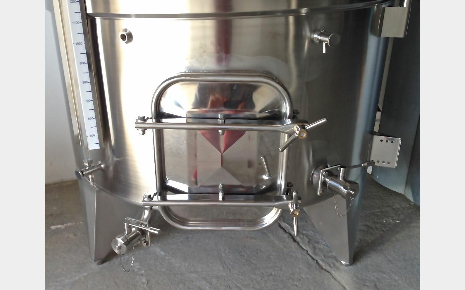 cuve INOX chapeau flottant de 4000 litres MATERIEL NEUF Volume : 4000 litres