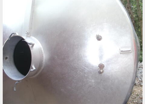 Cuve inox sur pieds de 160 hls