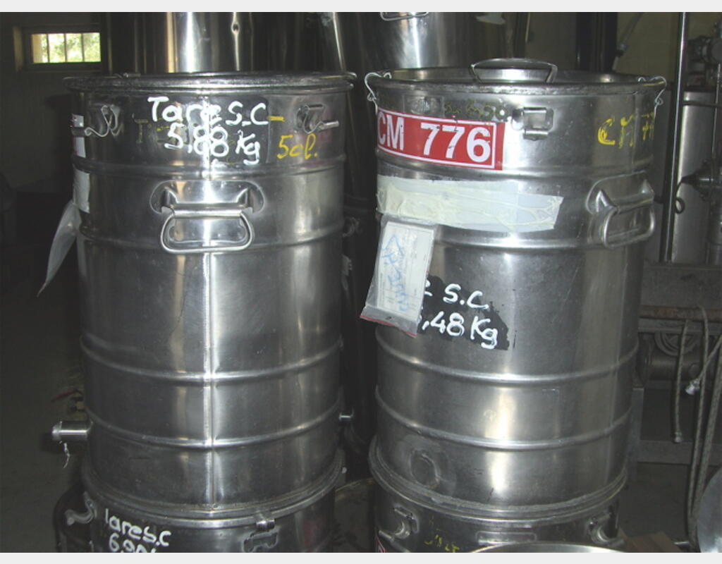 Cuves inox fond plat de marque Décalinox - Volume 40 litres