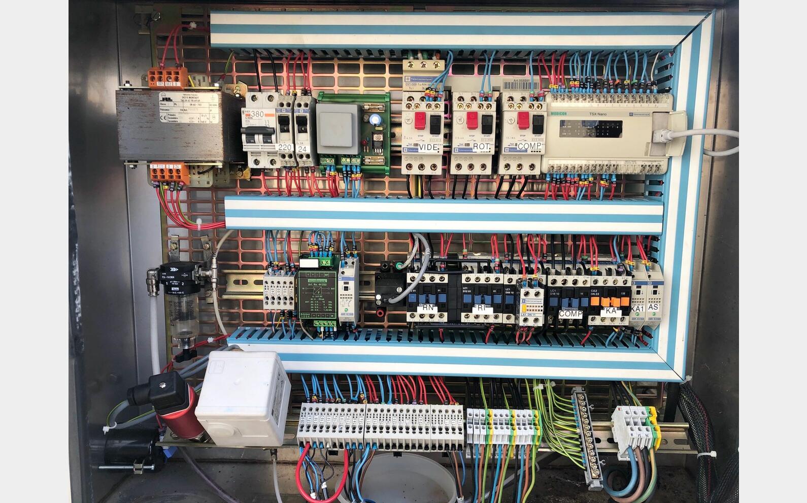 Pressoir pneumatique 50 HLS Marque : PERA