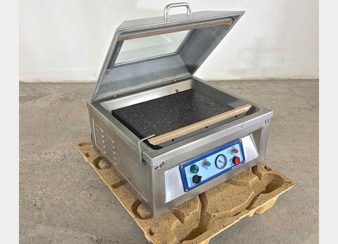 Machine de soudage sous vide en inox - Marque : MULTIVAC